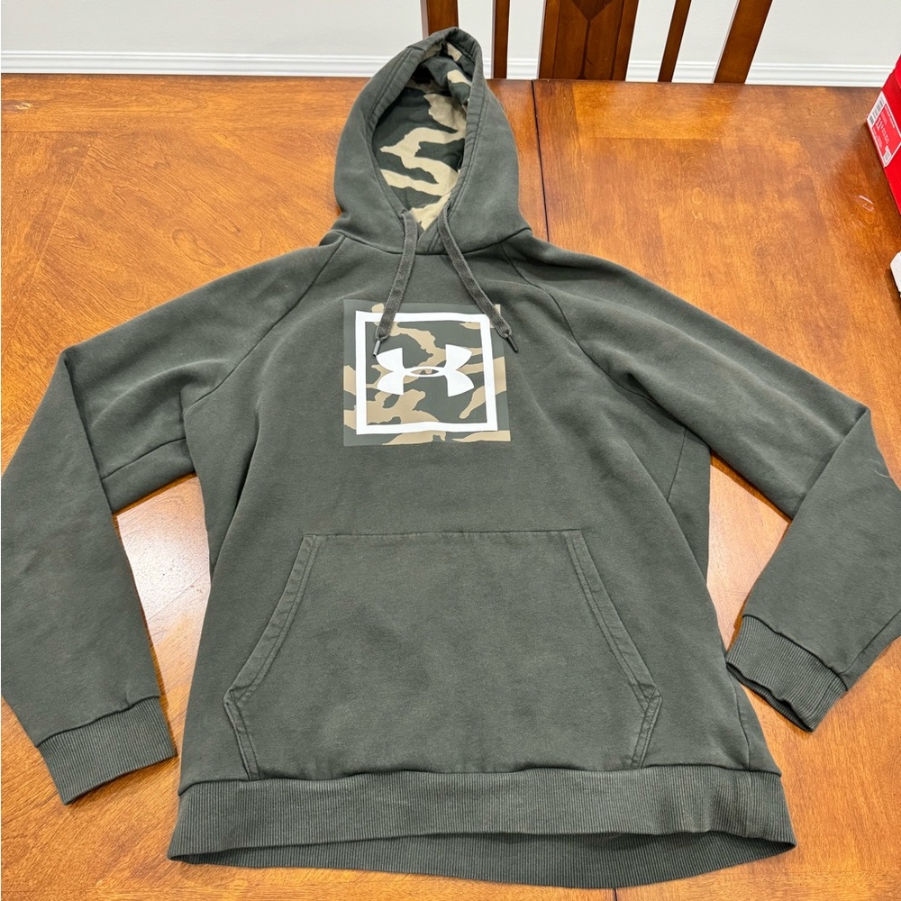 Under Armour Men’s Camo Green Hoodie